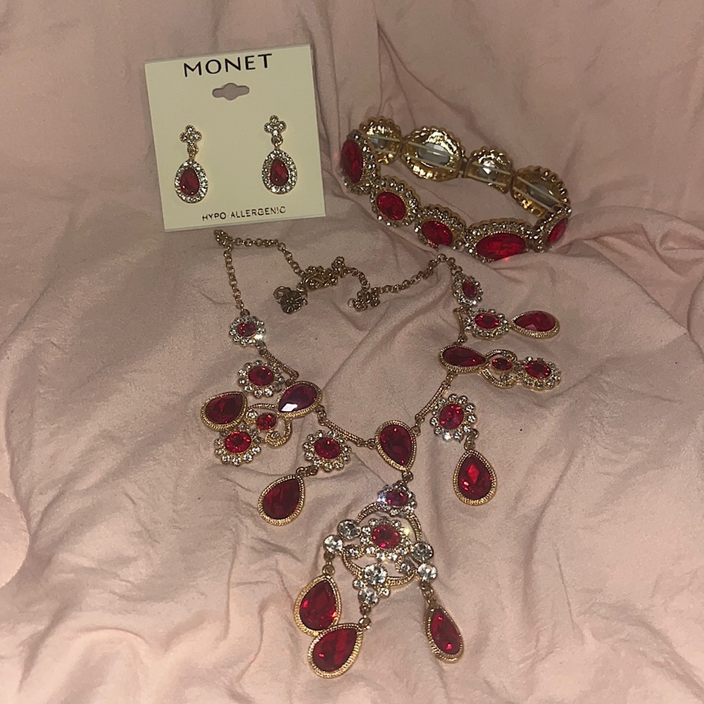 Monet jewelry set